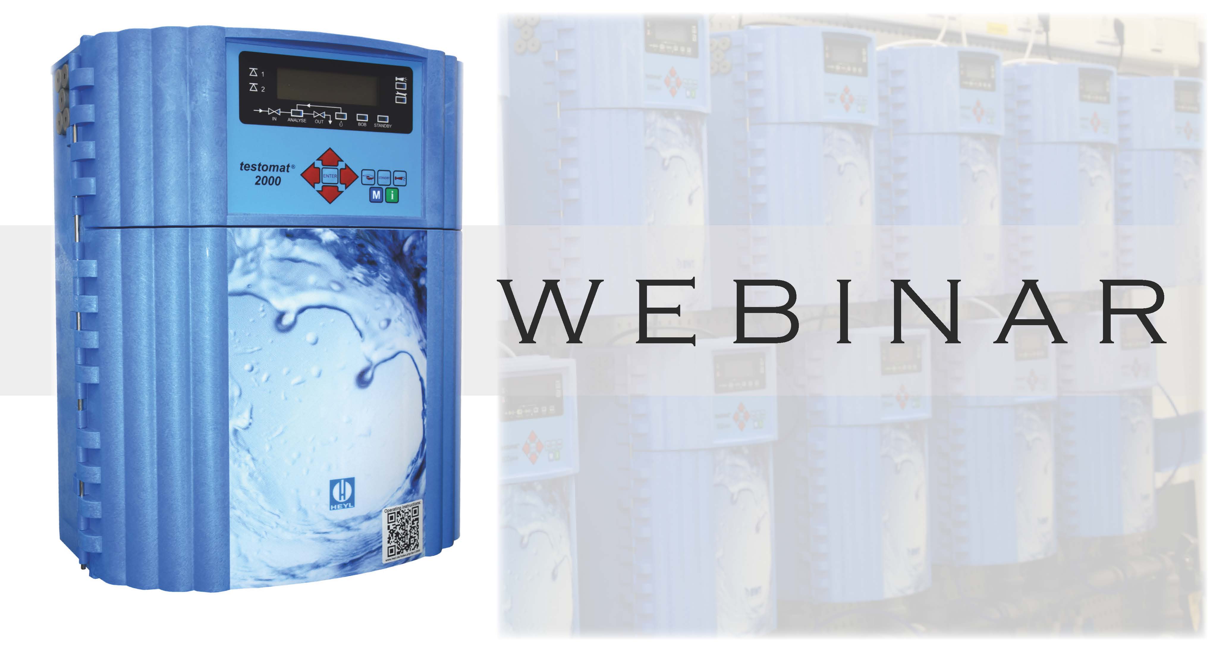 Webinar Produktschulung Testomat®  auf Englisch, seitliche Ansicht eines Geräts, andere Bild zeigt Schulungsraum mit mehreren Geräten versehen mit der Schrift Webinar